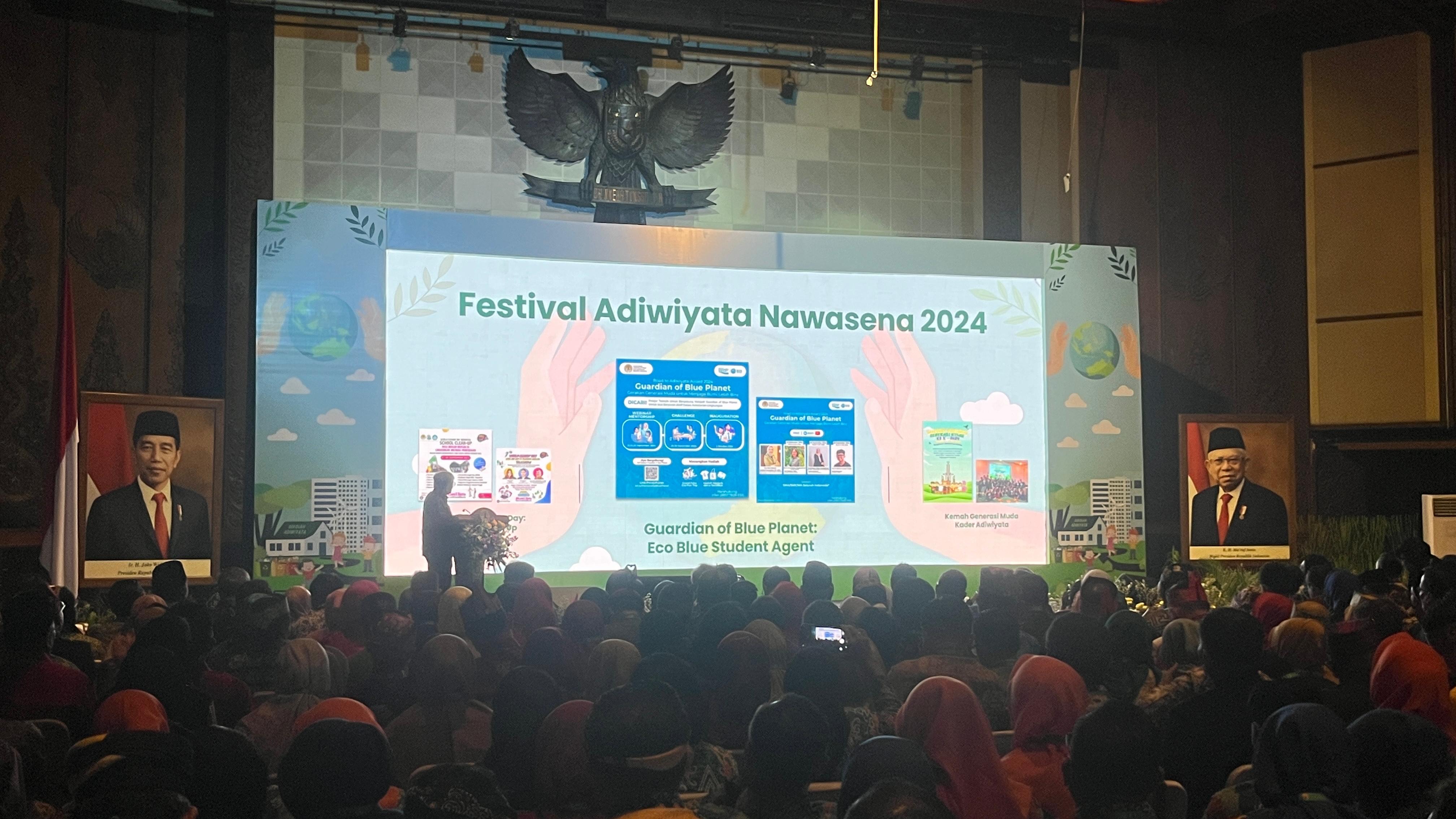 ECO BLUE SCHOOL AJAK ANAK SMA JADI GUARDIAN OF BLUE PLANET DI PENGHARGAAN SEKOLAH ADIWIYATA 2024 detail 1